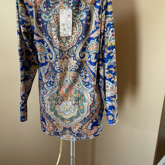 Blouse- Woman’s Floral Print New With Tags-Large - Picture 5 of 6